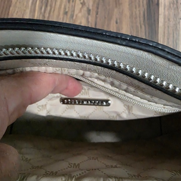 Steve Madden White Embossed Logo Crossbody Bag Adjustable Strap city Scandi Chic - Picture 11 of 14